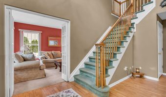 12 Brittany Dr, Bayville, NJ 08721