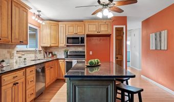 426 Madrina Ct, Ballwin, MO 63021