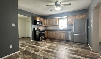 3250 E Douglas Ave, Des Moines, IA 50317