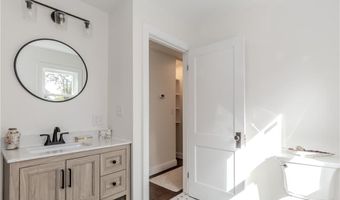 126 Columbia Ave, Cranston, RI 02905