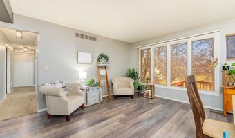 609 S Splitrock Blvd, Brandon, SD 57005