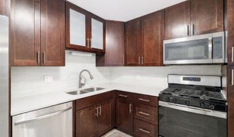 3300 N Carriageway Dr 309, Arlington Heights, IL 60004