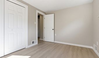 609 Monaca Rd, Aliquippa, PA 15001