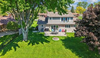 7253 Flamingo Rd, Algonac, MI 48001