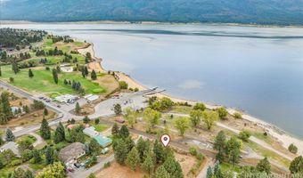 515 Lakeview Dr, Cascade, ID 83611