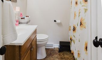 381 DUCK CREEK Pkwy, Clayton, DE 19938