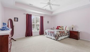 1105 Chapel St, Baldwin City, KS 66006