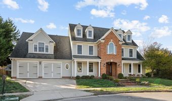 8802 NORTHERN SPRUCE Ln, Alexandria, VA 22309