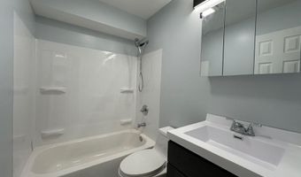 4735 Frost Ave, Columbus, OH 43228