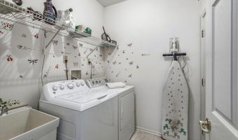 15 Breeze Ter, Barnegat, NJ 08005