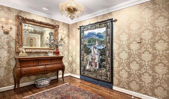 185 Macon Ave B10, Asheville, NC 28804