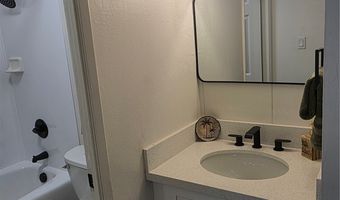 2845 Waialae Ave 121, Honolulu, HI 96826