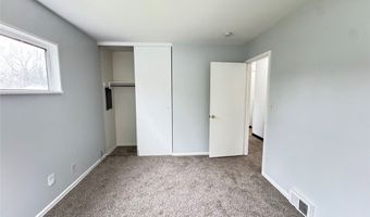 866 Warrington Rd, Akron, OH 44320