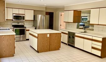 115 FOX HALL Dr, Dover, DE 19904