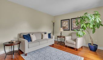 2017 S Trillium Dr, Aliquippa, PA 15001