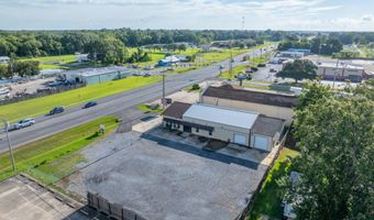 726 Veterans Memorial Dr, Abbeville, LA 70510