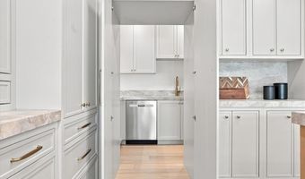 3091 Red Springs Dr, Las Vegas, NV 89135