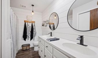 420 Pleasant Crest Cir, Annandale, MN 55302