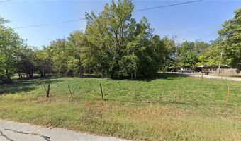 402 S Pine St, Arma, KS 66712