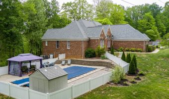 45 Edgewater Dr, Albany, KY 42602