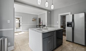 180 W Sixth St, Roanoke, IN 46783