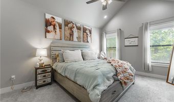 16 Hawthorn Ln, Bella Vista, AR 72715