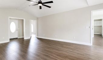 1215 Heatherwood Dr, Arab, AL 35016