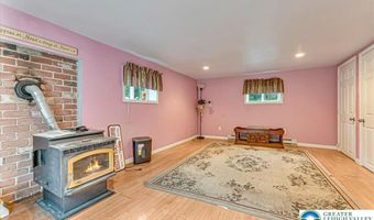 9338 Sherwood Dr, Kunkletown, PA 18058