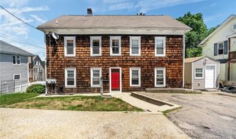 43 Pearl St, Lincoln, RI 02838