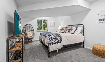 4720 Nirvana Dr, Adrian, MI 49221