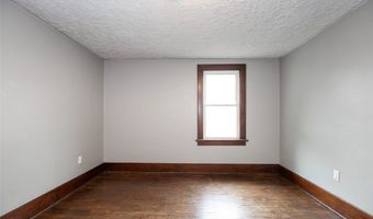 888 Harrison Ave, Akron, OH 44314