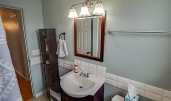 12 E Delmar Ave, Alton, IL 62002