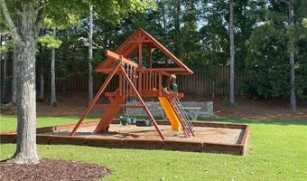 2911 Commonwealth Cir, Alpharetta, GA 30004