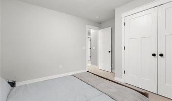 15563 Duck Trail Ln, Apple Valley, MN 55124