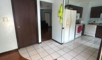 912 Brevard Dr, Indianapolis, IN 46217
