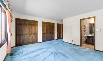 90 N Prairie Dr, Addison, IL 60101
