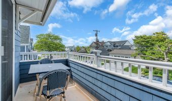 39 E End Ave, Avon By The Sea, NJ 07717