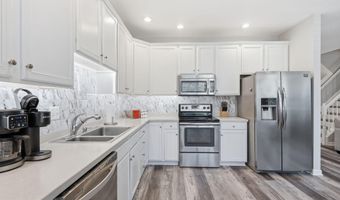 43612 DUNHILL CUP Sq, Ashburn, VA 20147