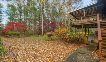 972 Reynolds Rd, Glocester, RI 02814