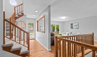 999 Elm Dr, Apple Valley, MN 55124