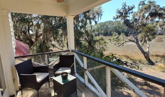 1 Bennett Point Dr A, Beaufort, SC 29907