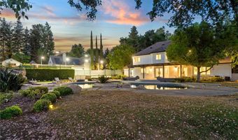 28925 Medea Mesa Rd, Agoura Hills, CA 91301