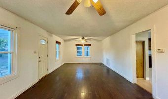 712 S C St, Arkansas City, KS 67005