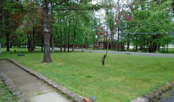 387 N Shore Dr, Albrightsville, PA 18210