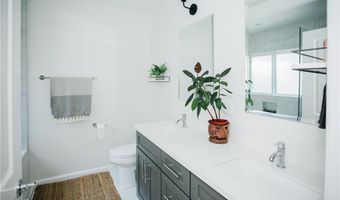 17442 Burma St, Encino, CA 91316