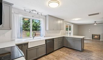 212 SW 2ND Ct, Battle Ground, WA 98604