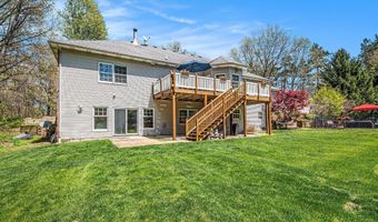 6526 Ada Dr SE, Ada, MI 49301