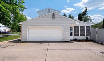 814 S HAYS St, Allentown, PA 18103