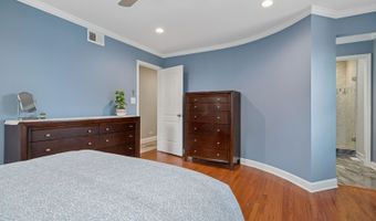 1407 N Dunton Ave, Arlington Heights, IL 60004