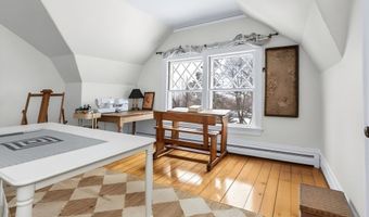 852 Hale St, Beverly, MA 01915